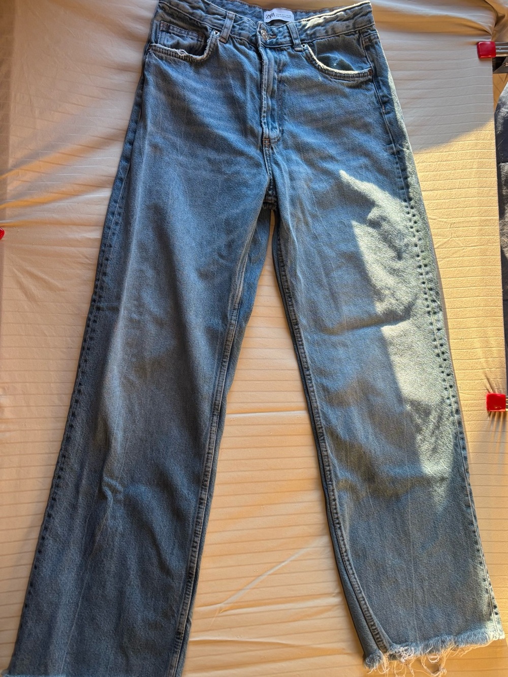 Zara Women’s Straight Jeans in Faded Blue